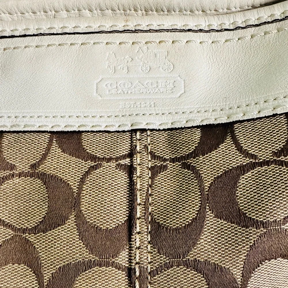 Vintage Coach Bleecker Monogram Bucket Bag White Leather Legacy Crossbody